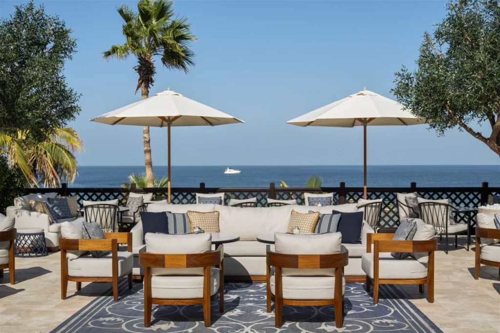 Landscaping with heat resistant and sunproof plants in UAE